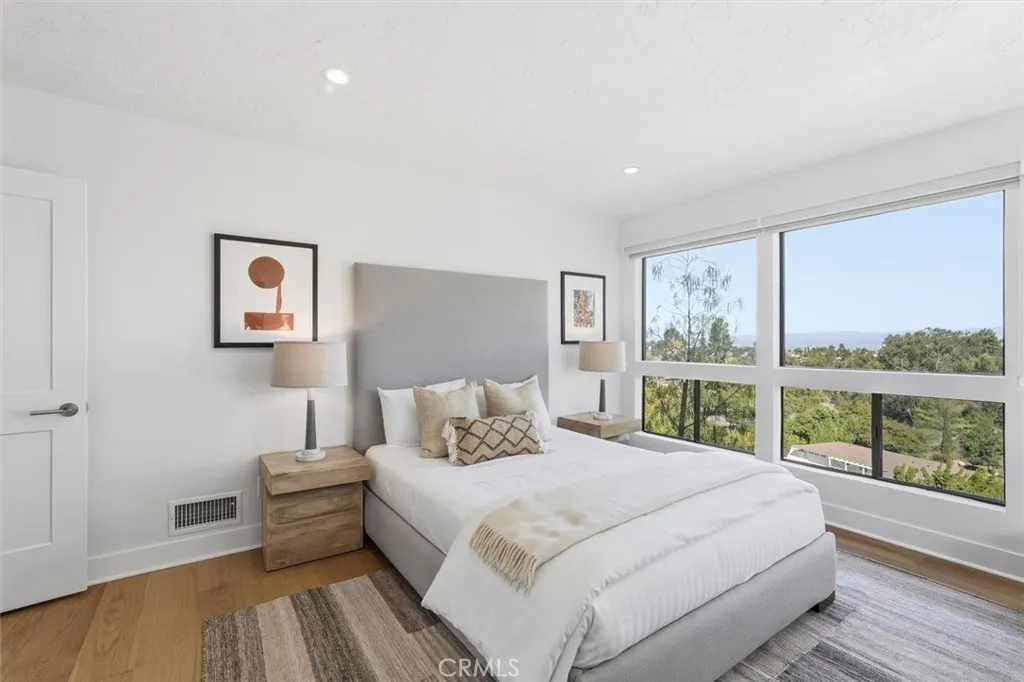 5204 Middlecrest Road, Rancho Palos Verdes, California 90275 home-pic-45